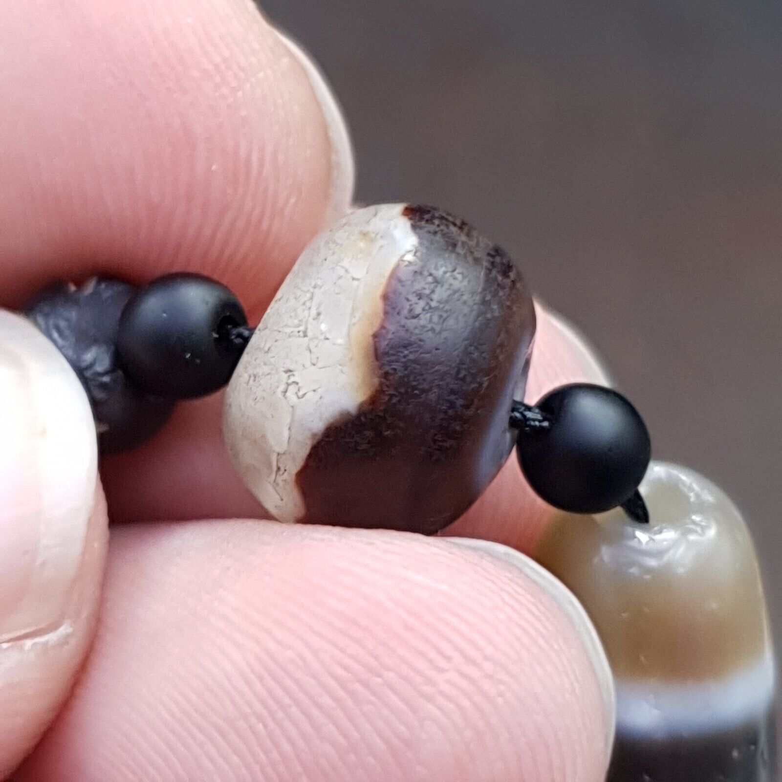 Antique Tibetan Nepalese Eyes Antique Agate Suleimani & Dzi Bead Amulet Necklace