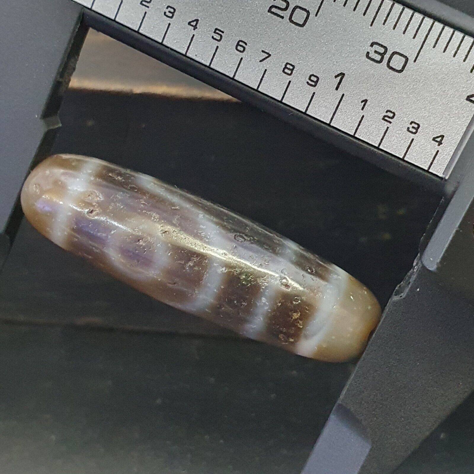 Antique Old Tibetan 2 Eyes Agate stone Dzi Bead Amulet HQ-A-1