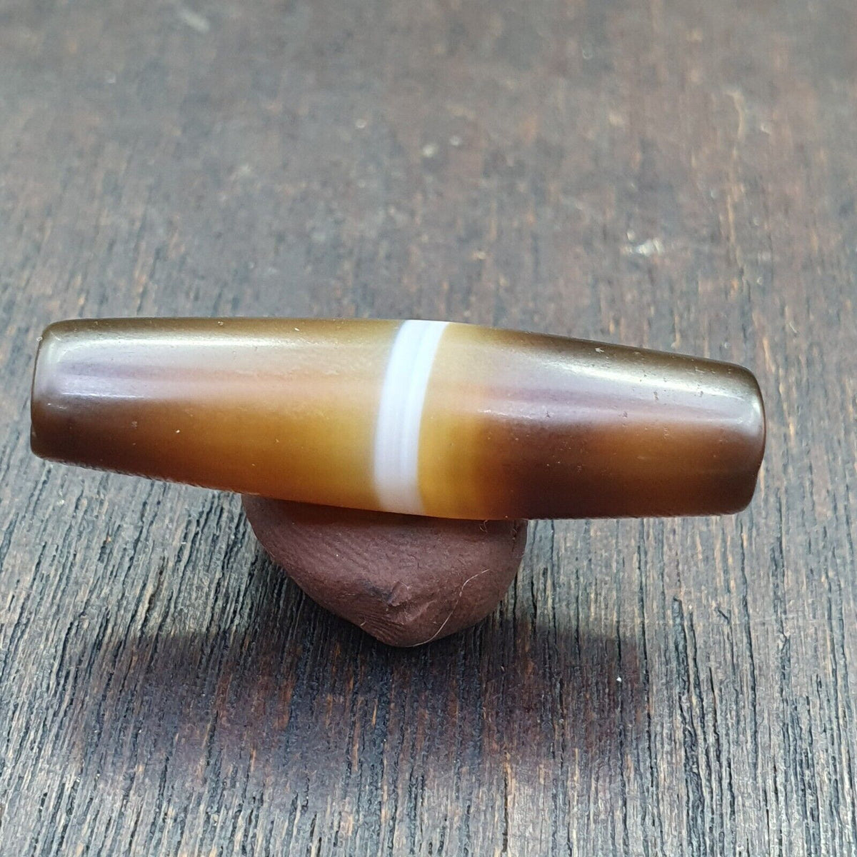 Antique Old Yemeni Agate Natural Rare pattern Banded Agate Bead  BD-A-3
