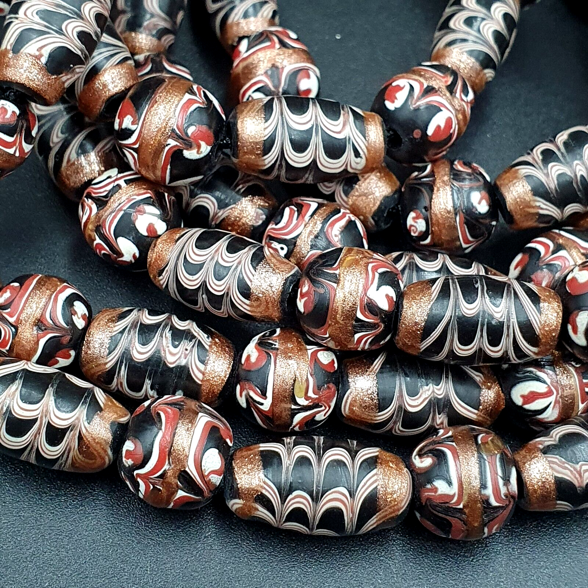 VINTAGE Venerano ART Fancy Beads 17x11MM Aventurine GLASS BEADS Necklace