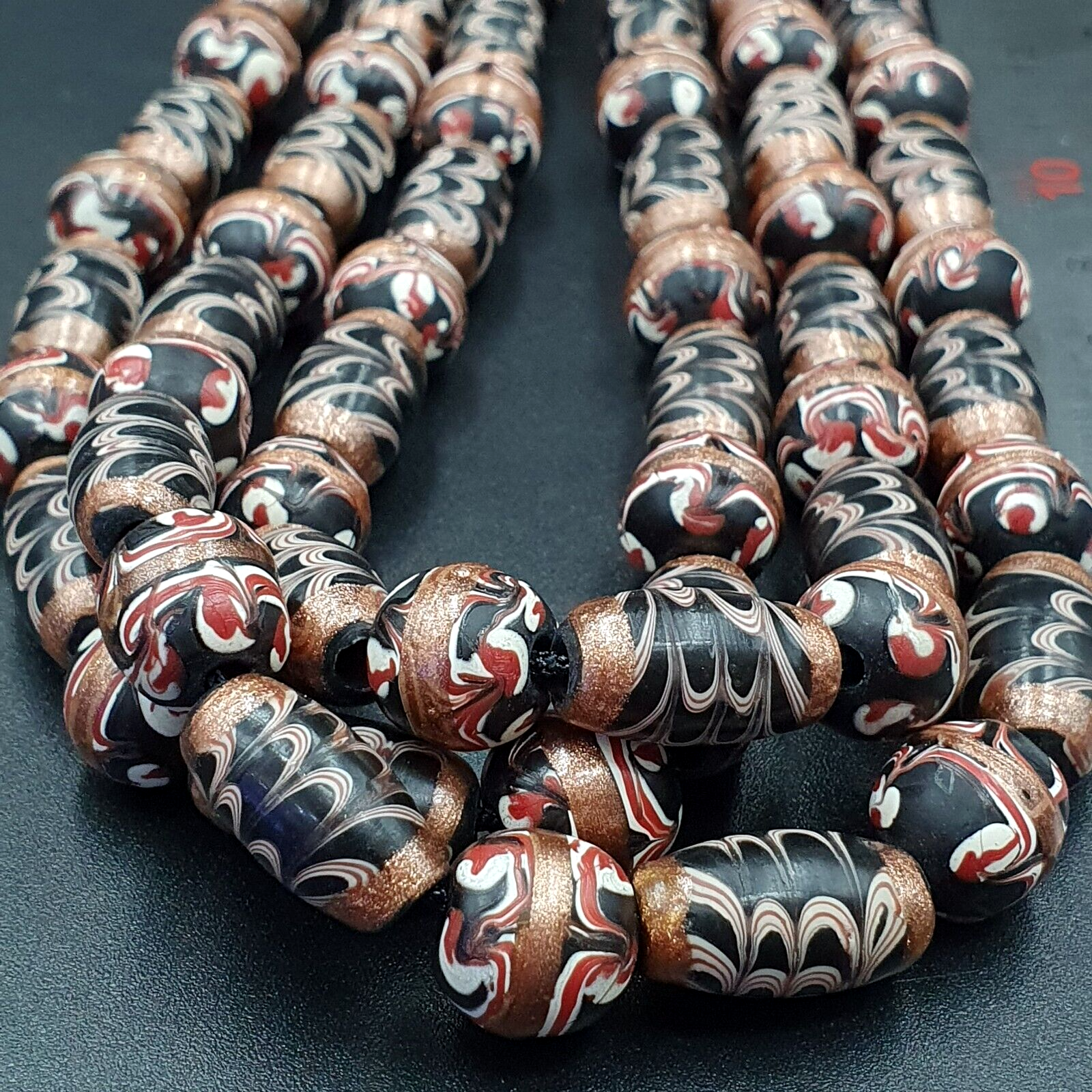 VINTAGE Venerano ART Fancy Beads 17x11MM Aventurine GLASS BEADS Necklace