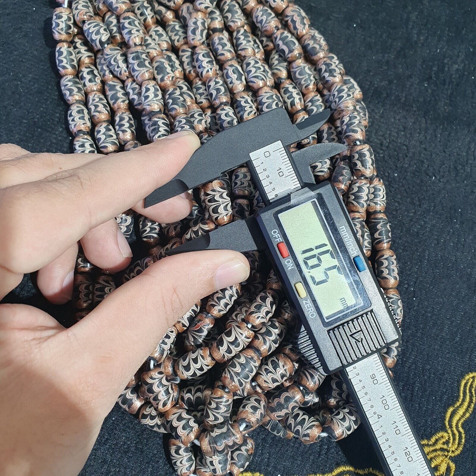 Vintage Aventurine Black Fancy Feather glass beads 15x8.5mm 24" Necklace