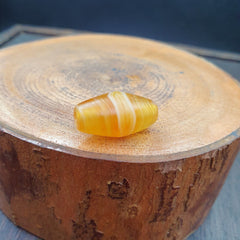 Antique Old Yemeni crystal in Agate Middle Eastern yellow Agate Bead AMD-49
