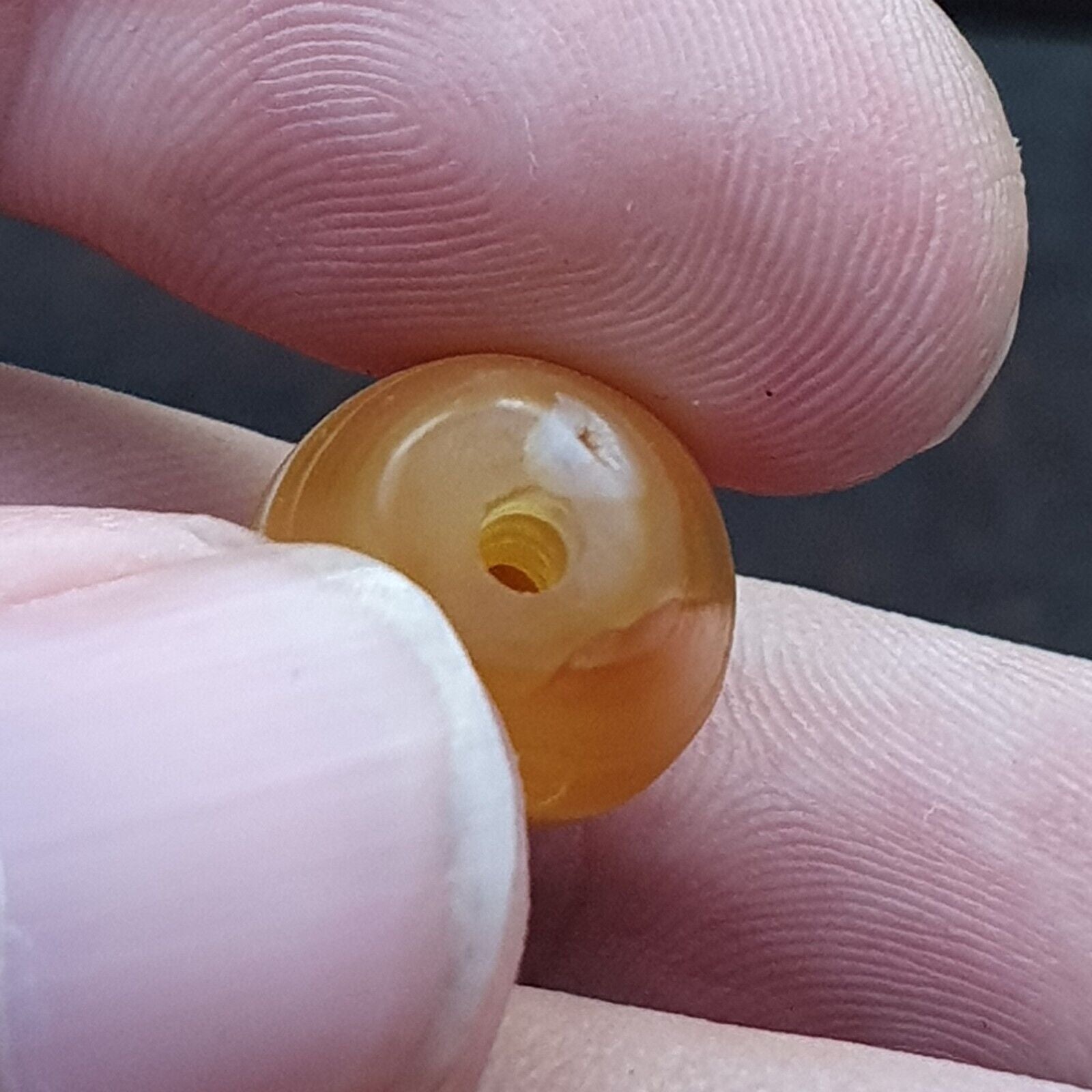 Antique Old Yemeni crystal in Agate Middle Eastern yellow Agate Bead AMD-49