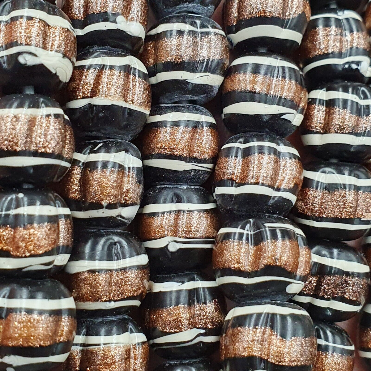 VINTAGE Venerano ART Fancy Beads 10-10.5MM Aventurine GLASS BEADS Necklace