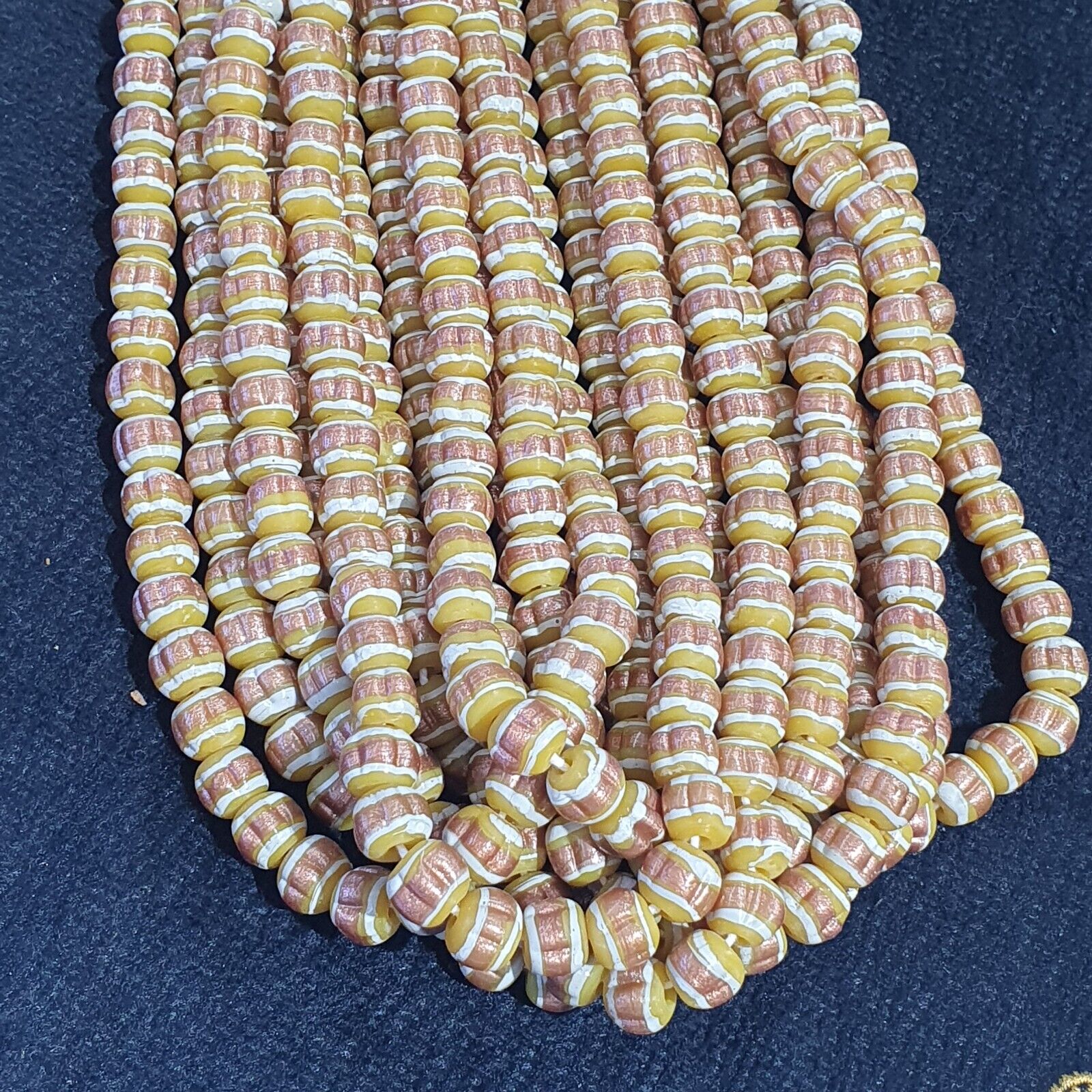 Vintage Venerano ART yellow Fancy Aventurine GLASS BEADS Strand