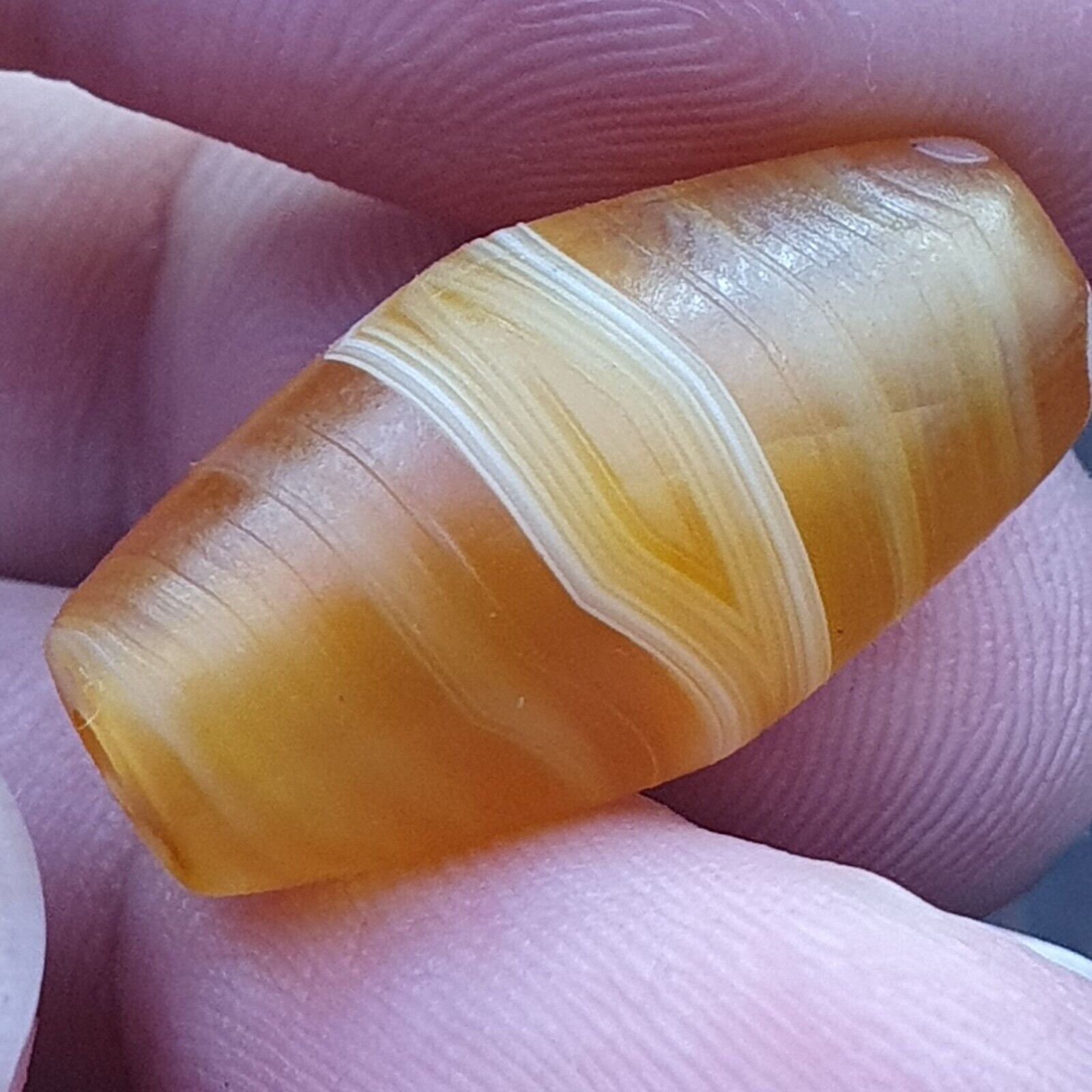 Antique Old Yemeni crystal in Agate Middle Eastern yellow Agate Bead AMD-49