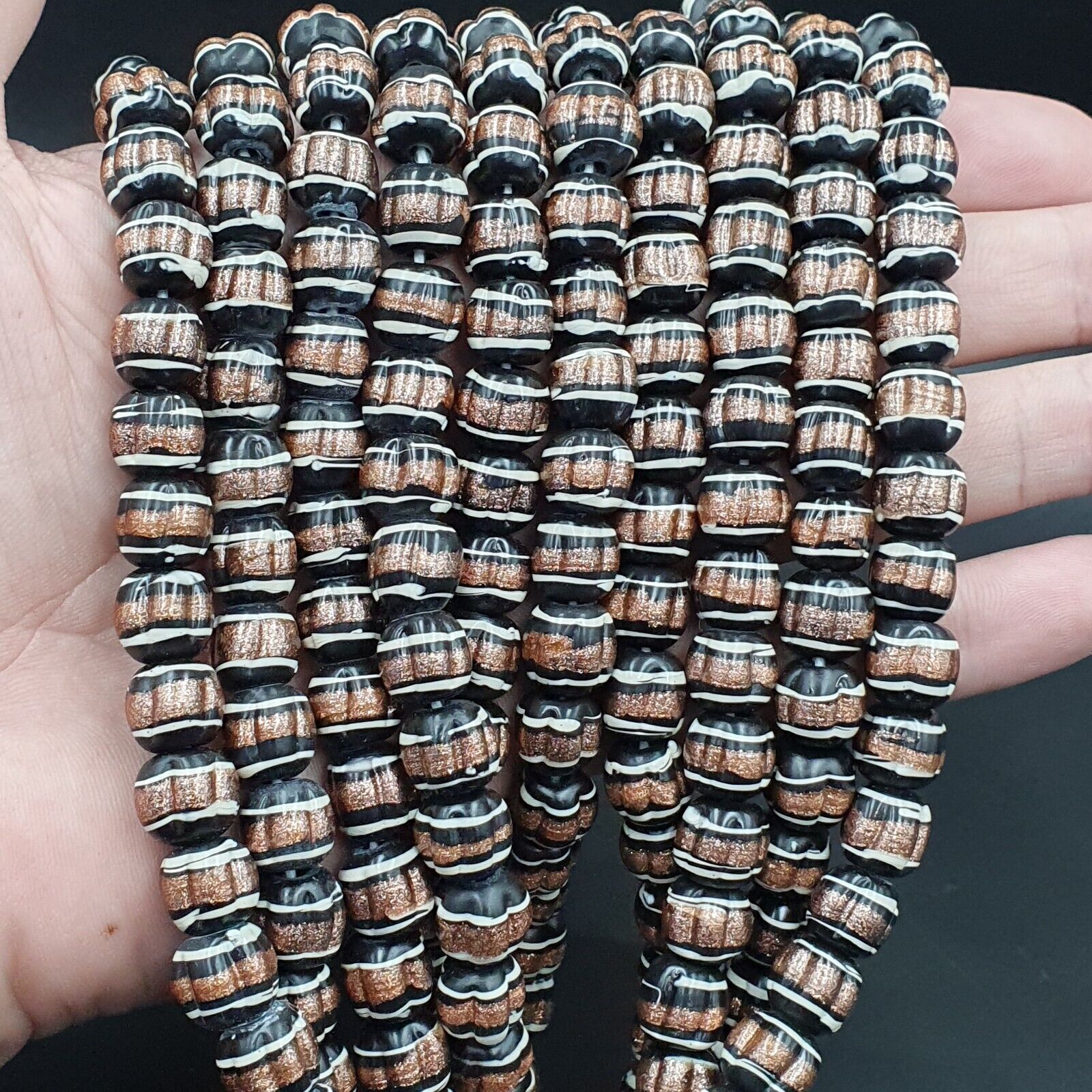 VINTAGE Venerano ART Fancy Beads 10-10.5MM Aventurine GLASS BEADS Necklace