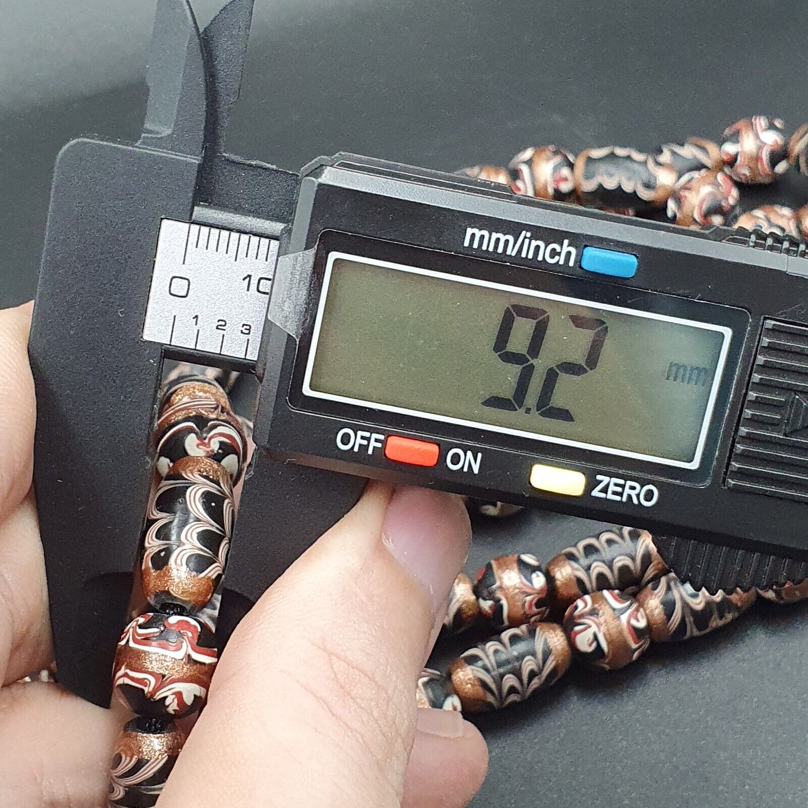 VINTAGE Venerano ART Fancy Beads 17x11MM Aventurine GLASS BEADS Necklace