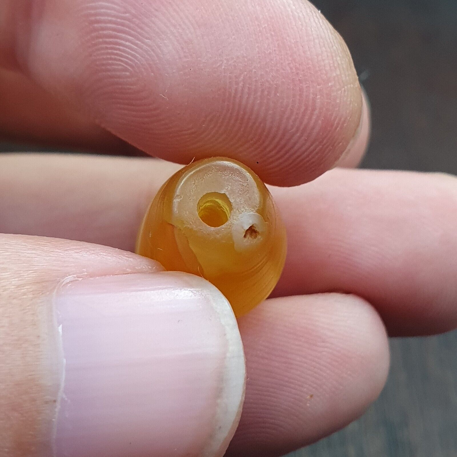 Antique Old Yemeni crystal in Agate Middle Eastern yellow Agate Bead AMD-49