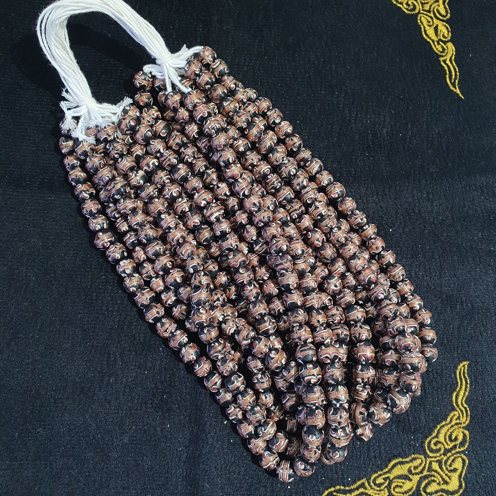 Vintage Aventurine Millefiori Black Fancy Feather glass beads 10mm 24" Necklace