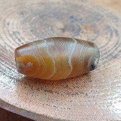 Antique Old Yemeni crystal in Agate Middle Eastern yellow Agate Bead AMD-48