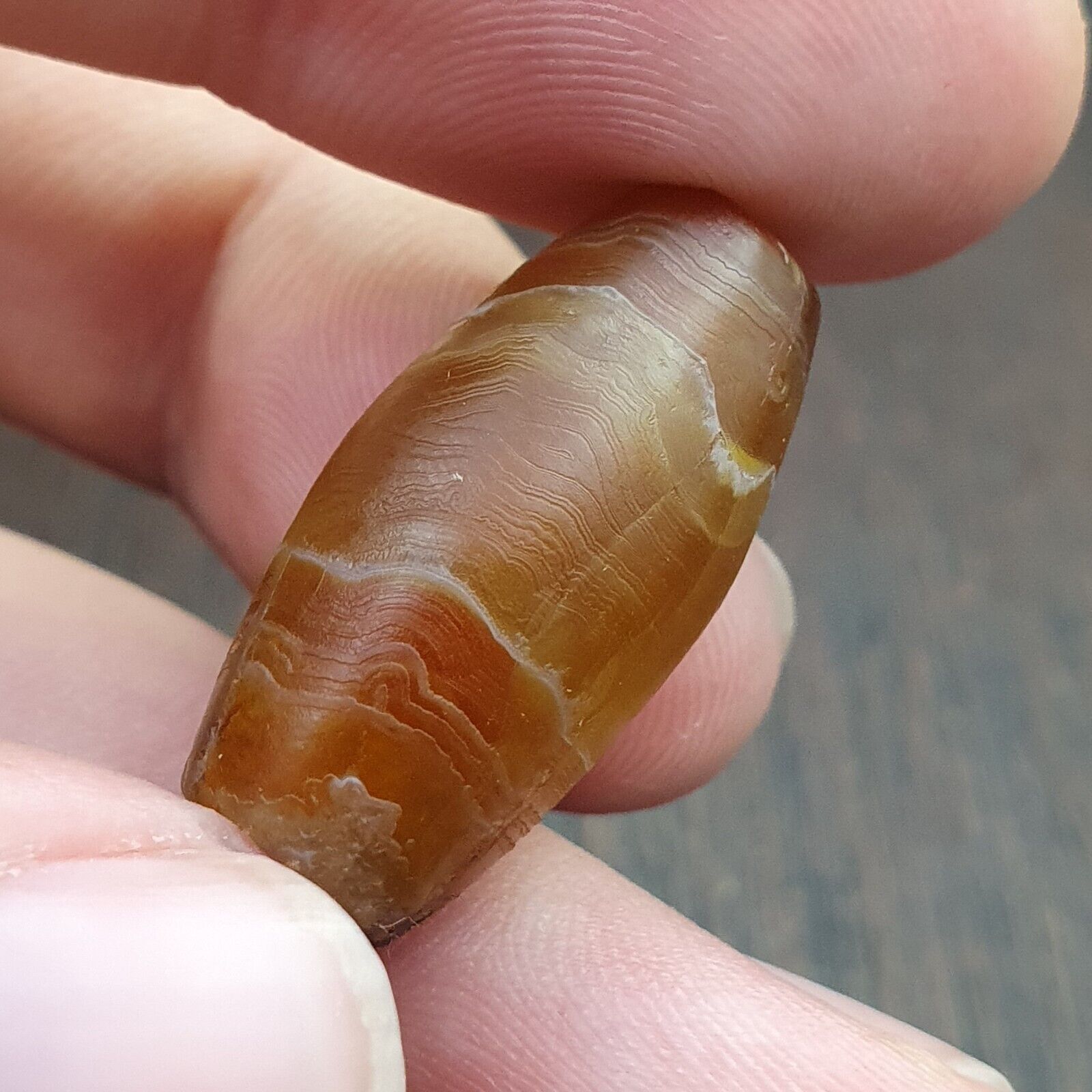 Antique Old Yemeni crystal in Agate Middle Eastern yellow Agate Bead AMD-48