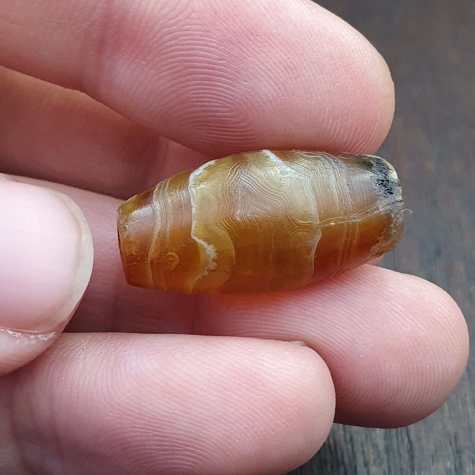 Antique Old Yemeni crystal in Agate Middle Eastern yellow Agate Bead AMD-48
