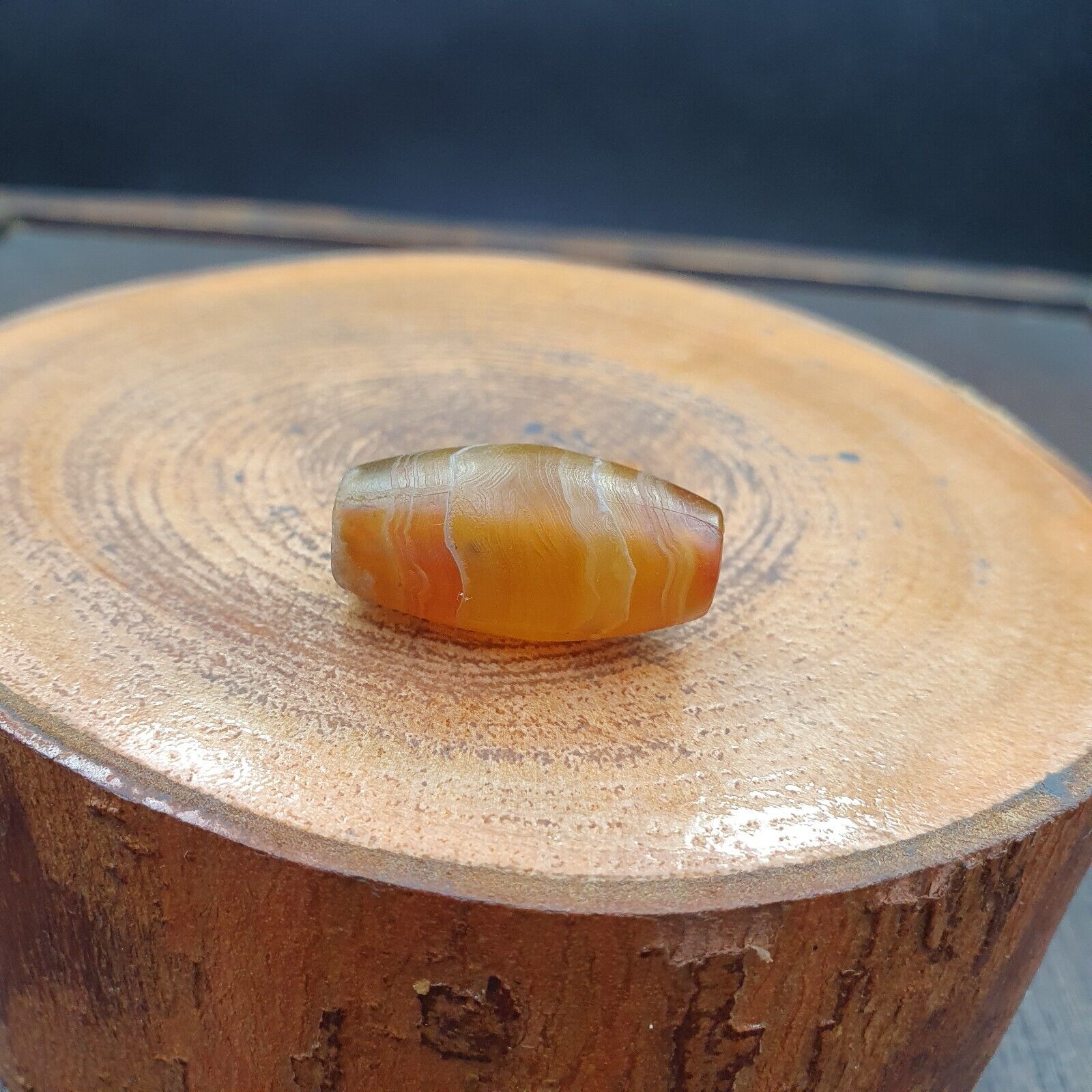Antique Old Yemeni crystal in Agate Middle Eastern yellow Agate Bead AMD-48