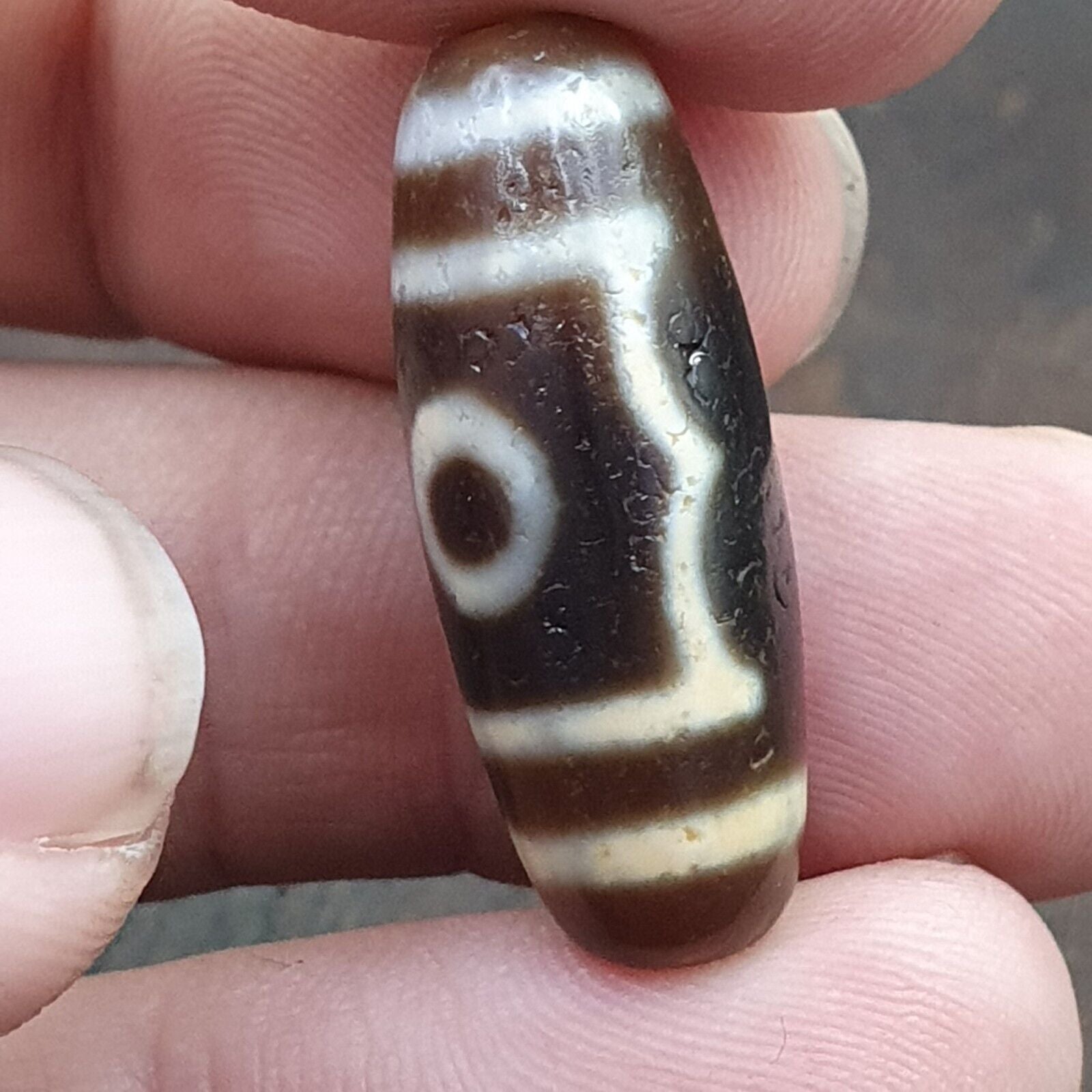 High Quality Antique Tibetan 2 Eyes Agate stone Dzi Bead Amulet HQ-8-1