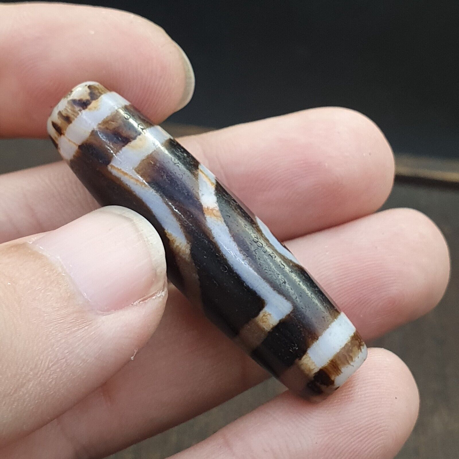 Antique Tibetan Old Rusted Agate Dzi Bead " 2 eyes " Amulet Pendant E-20