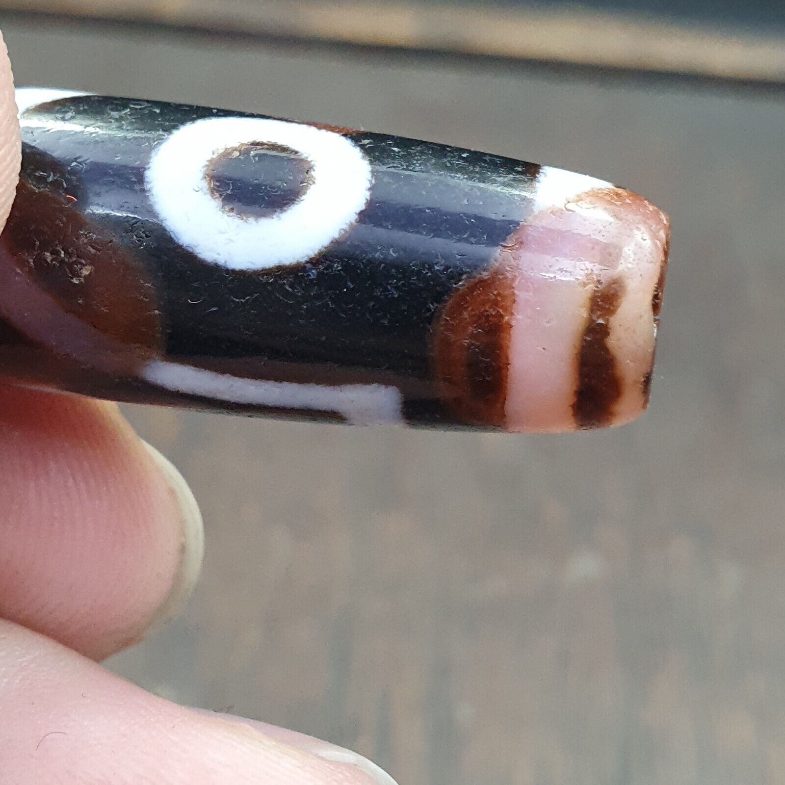 Antique Tibetan Old Rusted Agate Dzi Bead " 2 eyes " Amulet Pendant E-22