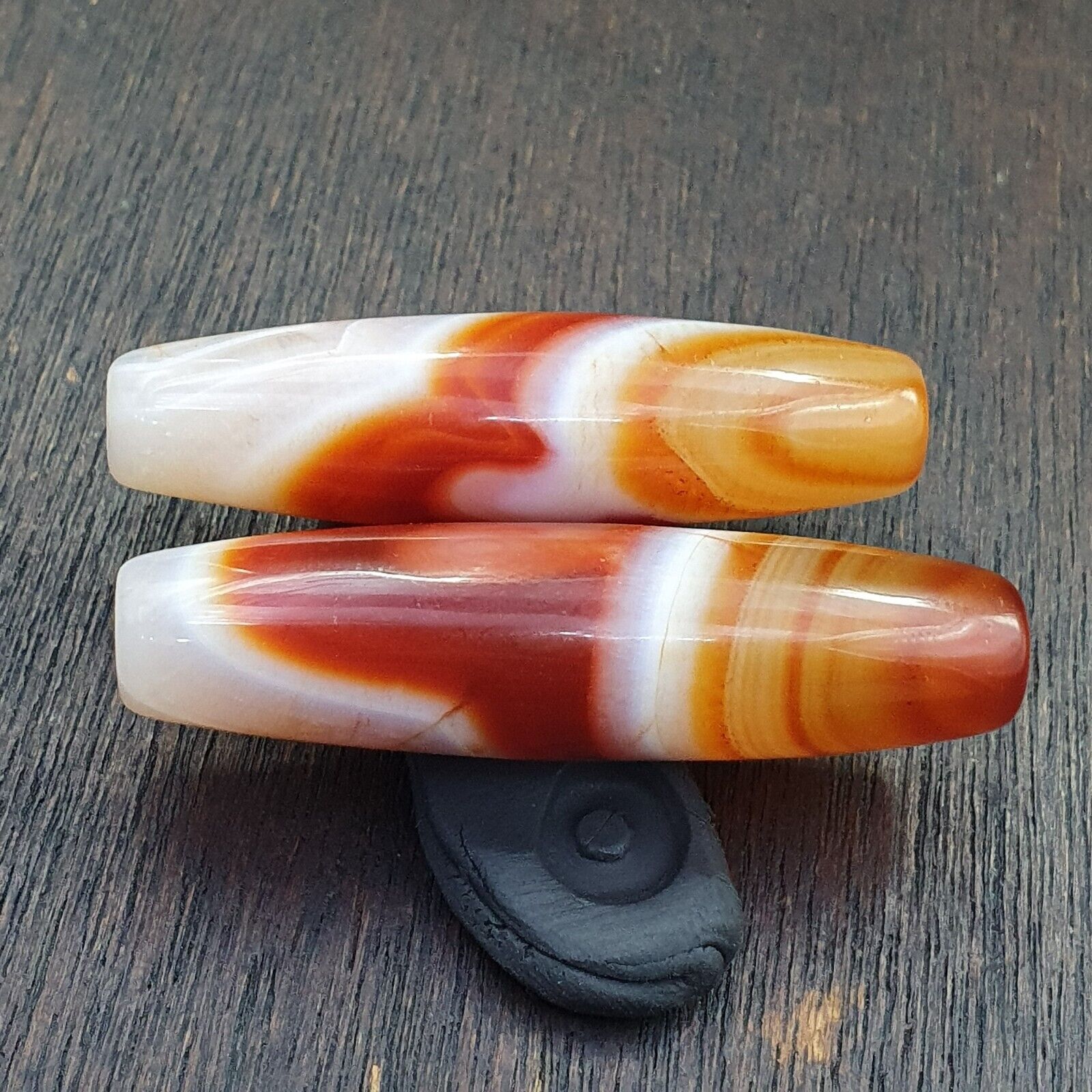2 Red Agate Beads Vintage Himalayan Tibetan Agate Rare Patterns Beads