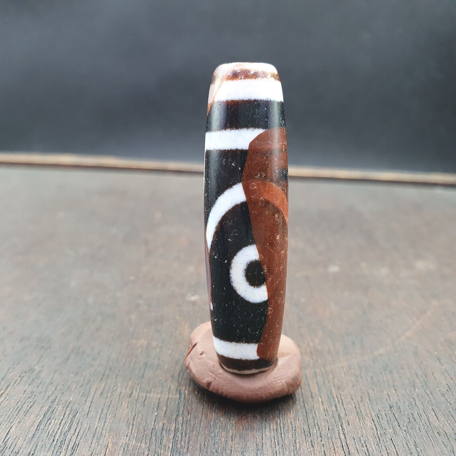 Antique Tibetan Old Rusted Agate Dzi Bead " 2 eyes " Amulet Pendant E-22
