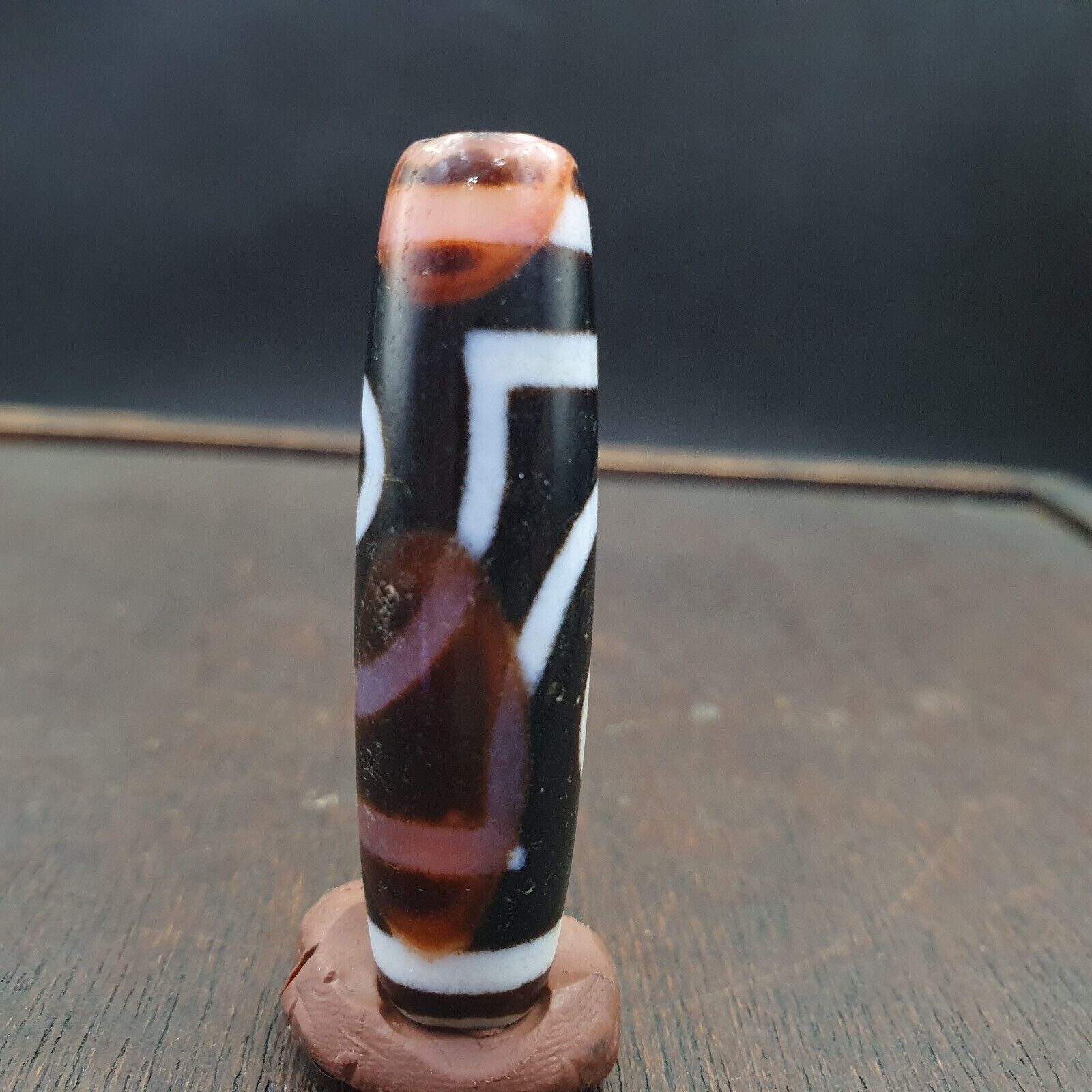 Antique Tibetan Old Rusted Agate Dzi Bead " 2 eyes " Amulet Pendant E-22