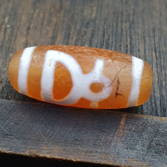 Antique HIMALAYAN Indo Tibetan Central Asian Etched Agate bead AGT-7