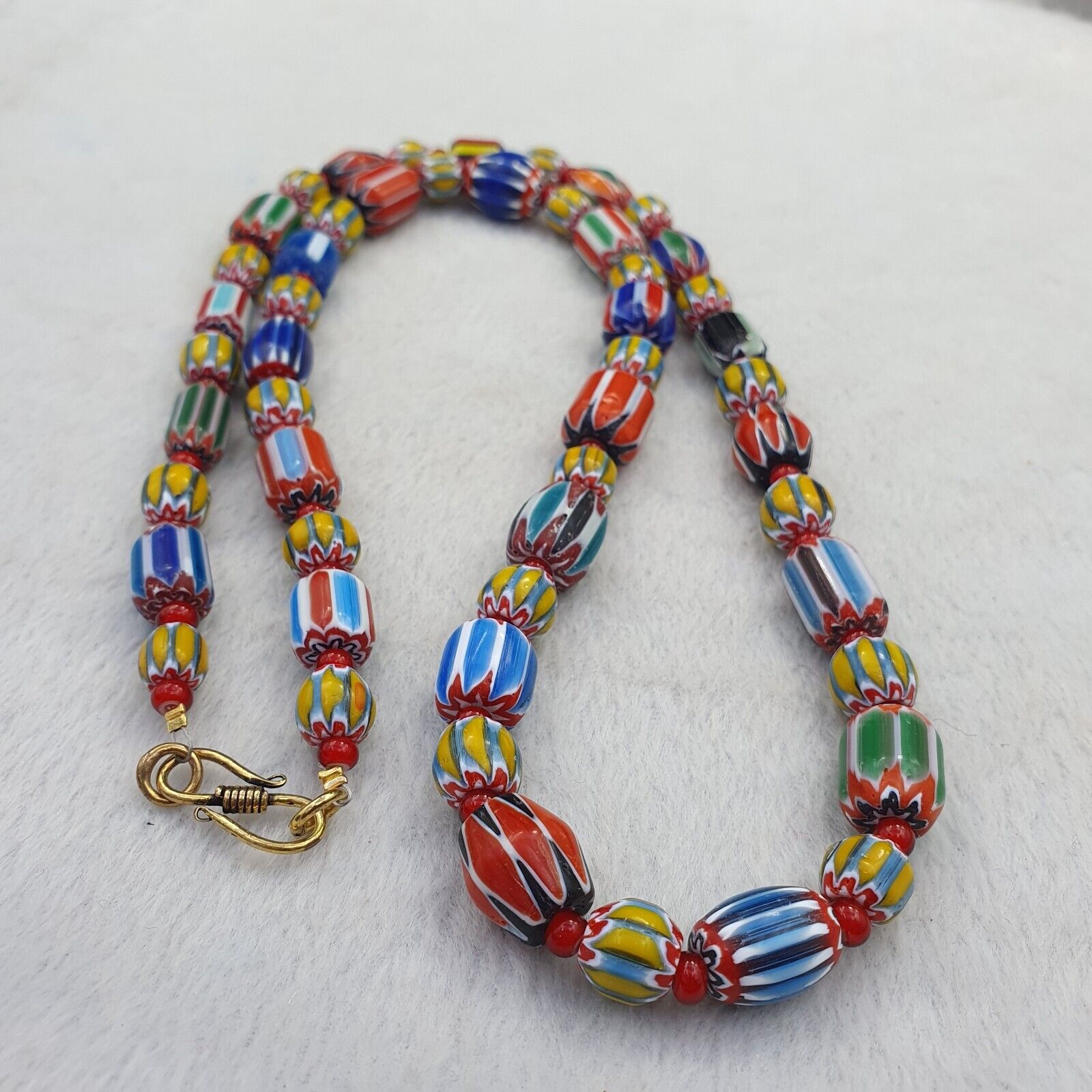 Vintage Chevron and Venetian Whit heart Multilayers Glass Beads Necklace NC-805