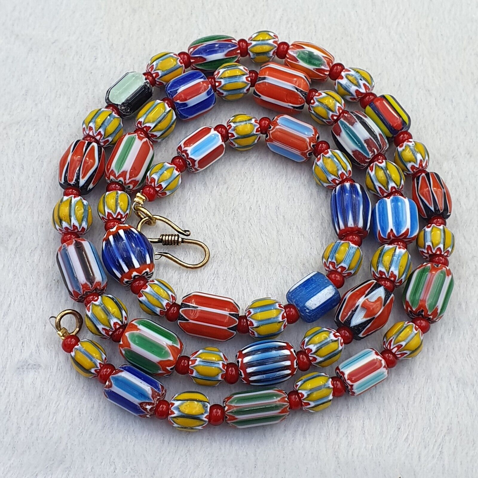 Vintage Chevron and Venetian Whit heart Multilayers Glass Beads Necklace NC-805