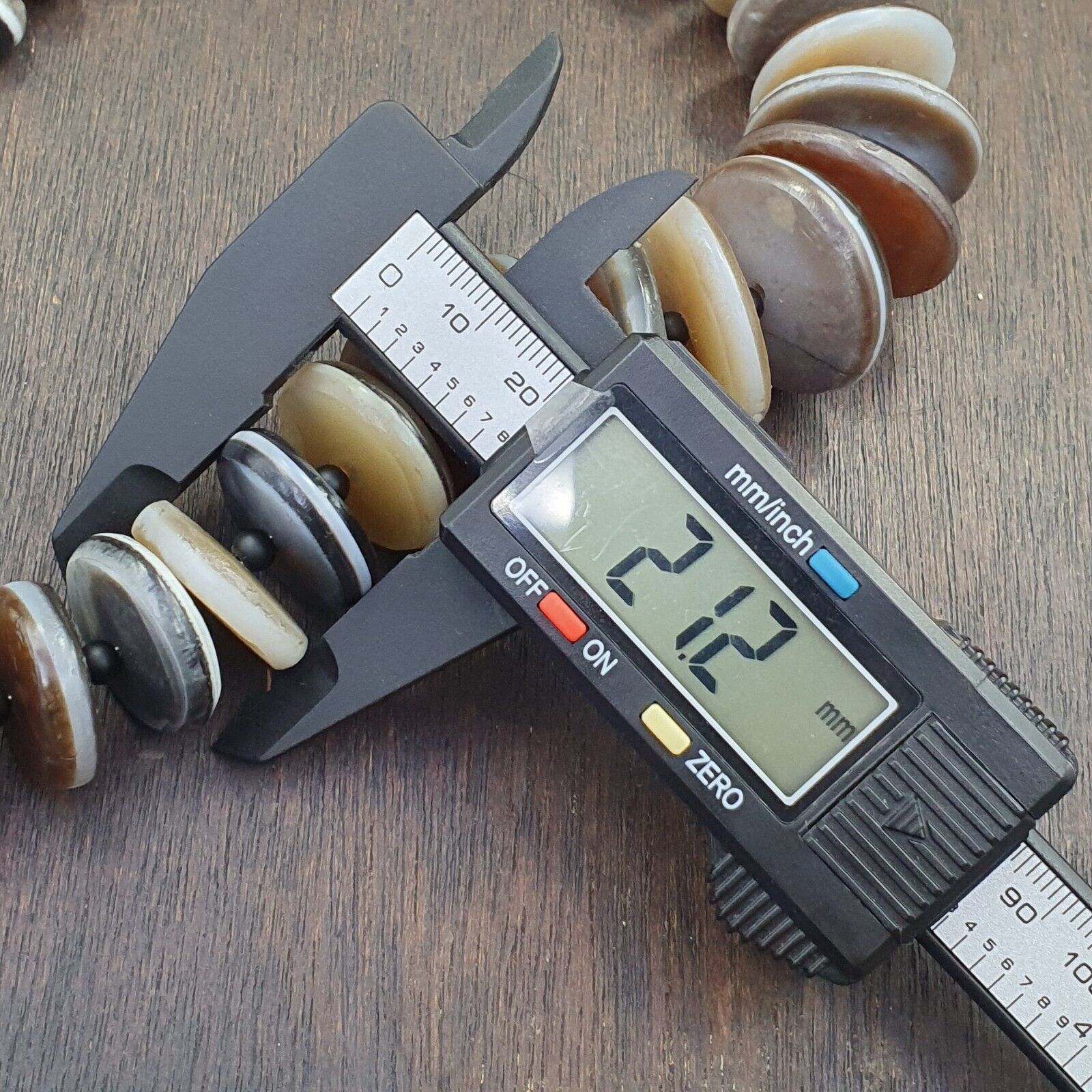 VERY RARE COLLECTION ANCIENT DZI AGATE STONE DISC Himalaya Beads Necklace B-2