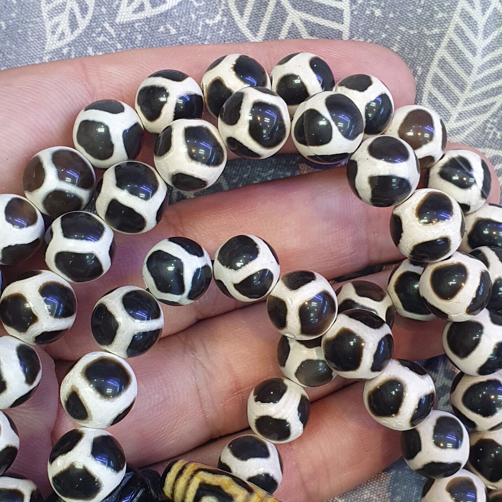 Vinatage Etched Agate Budhi Beads MALA 108 BEADS Buddhists ROSARY Dzi Eye Beads