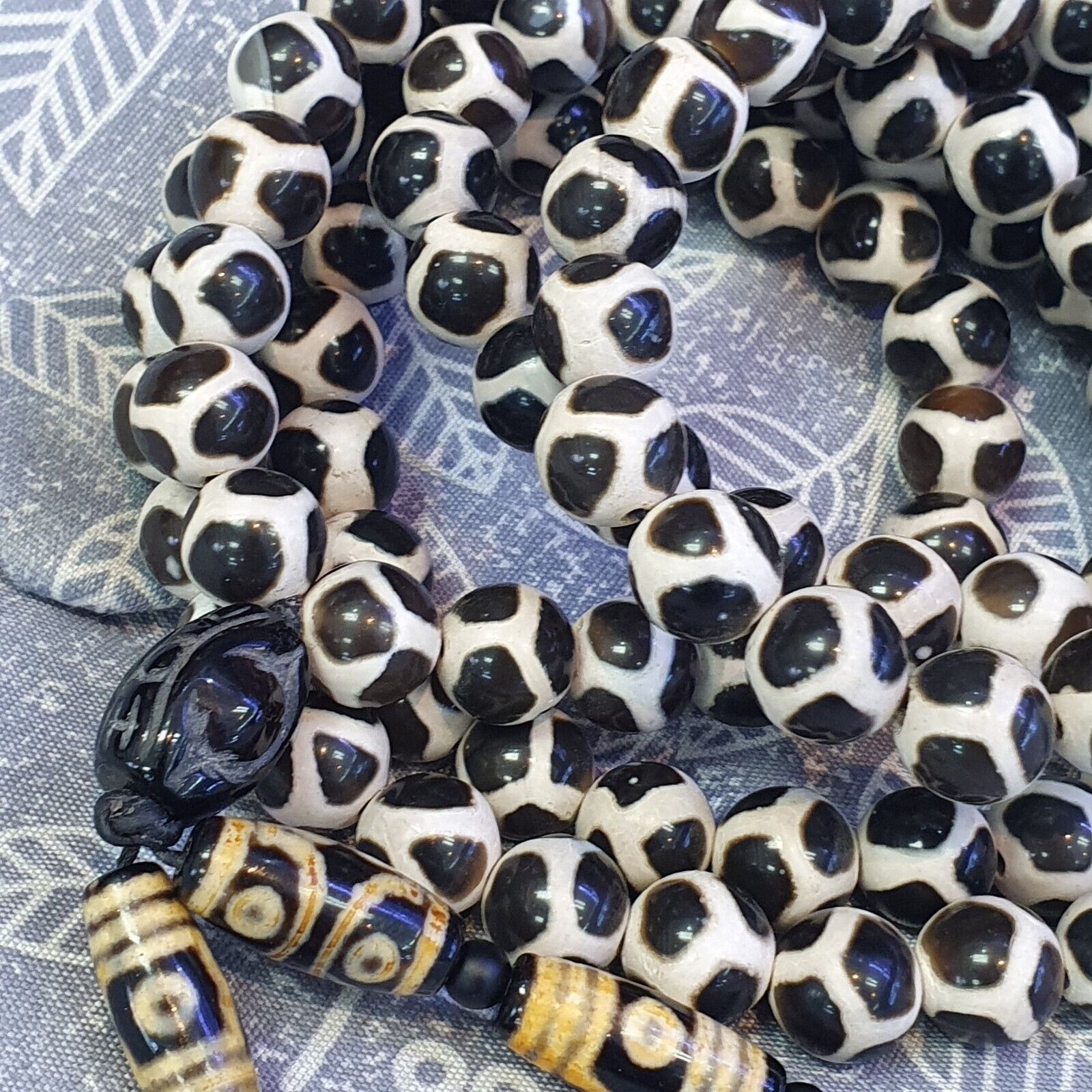 Vinatage Etched Agate Budhi Beads MALA 108 BEADS Buddhists ROSARY Dzi Eye Beads