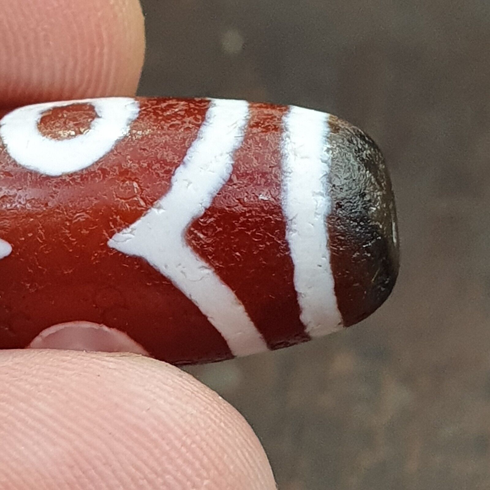 Antique HIMALAYAN Indo Tibetan Central Asian Etched Agate bead AGT-1
