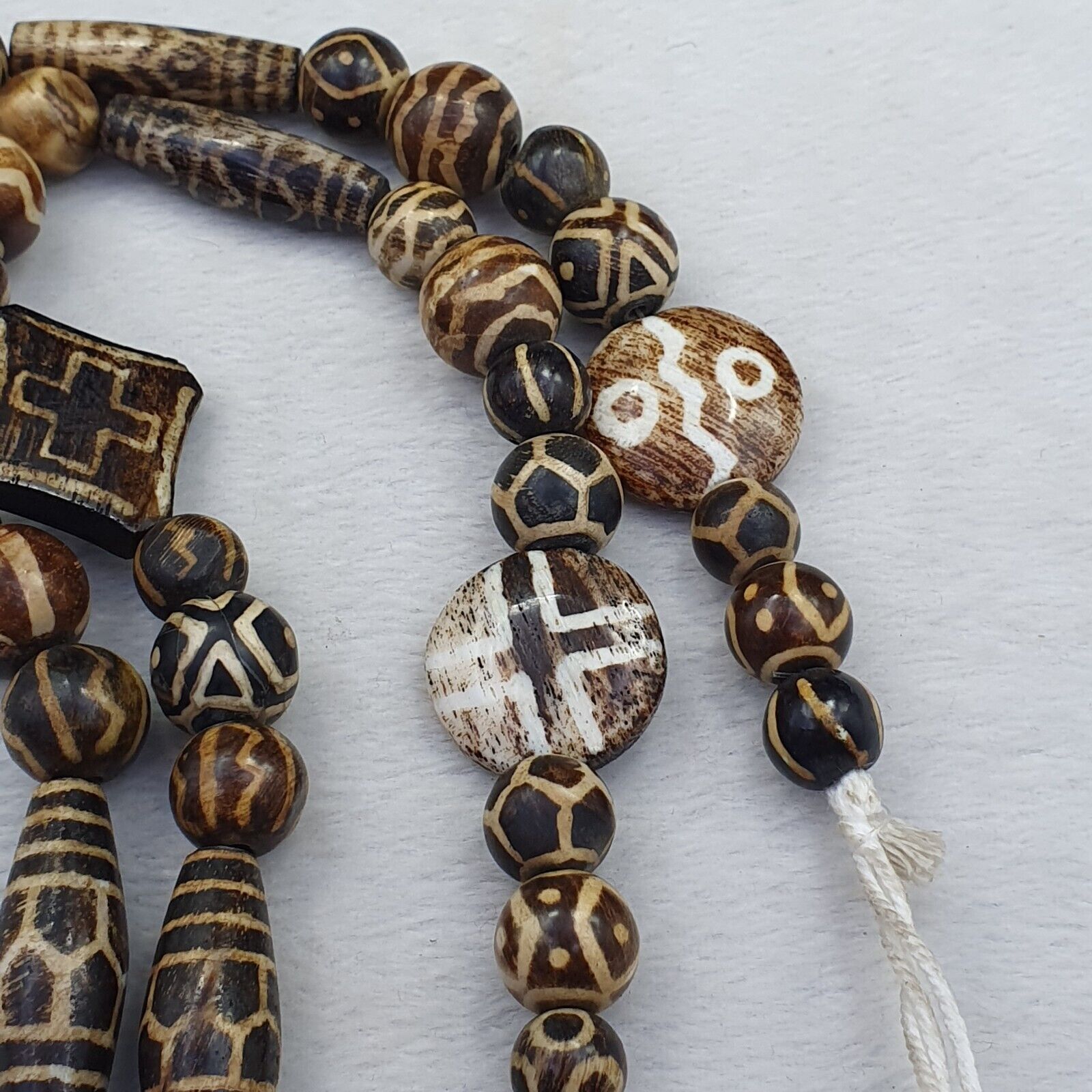 Agate Animal Figurine Pendent With South Asian Old Pumtek Pyu beads necklace