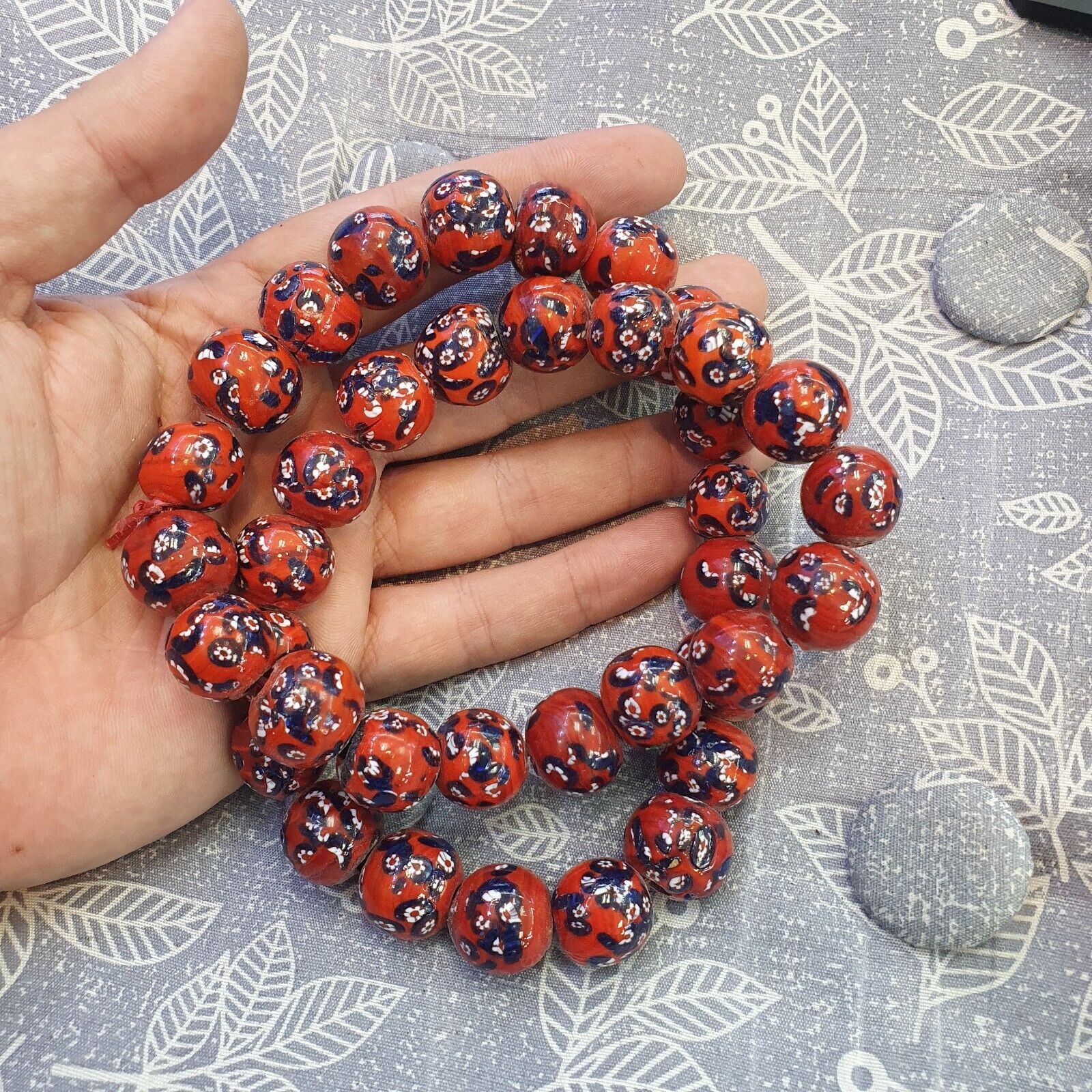 Red Floral Art Deco Venrano Millefiori Glass Beads Strand