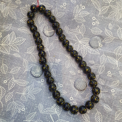 Vintage Green Vene Beads Unique Pattern Glass Beaded Strand Necklace 17-19mm