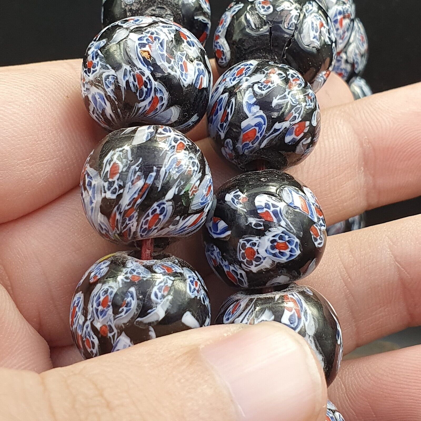 Vintage Vene Beads Unique Pattern Glass Beaded Strand Necklace 17-18mm