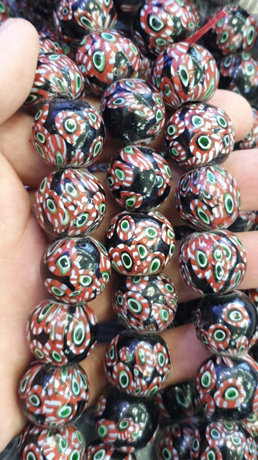 Vintage Vene Beads Unique Pattern Glass Beaded Strand Necklace 18-19mm