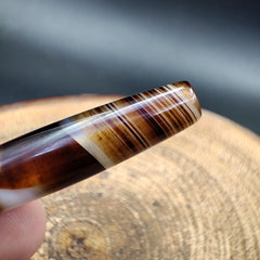 Vintage Old Yemeni Agate Natural Eye Rare pattern Banded Agate Bead  YM-3
