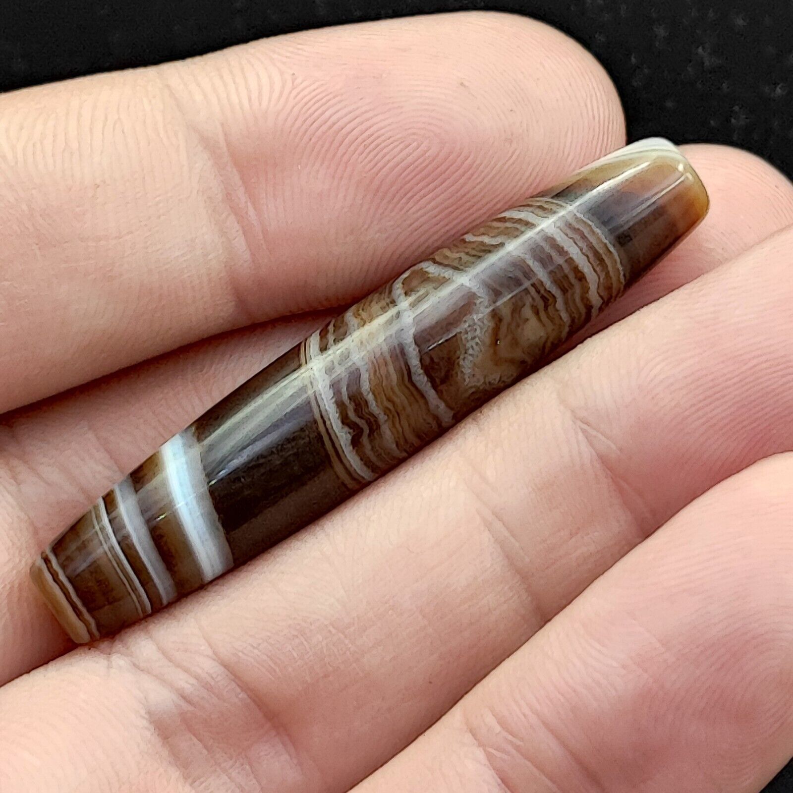 Vintage Old Yemeni Agate Natural Eye Rare pattern Banded Agate Bead  YM-1