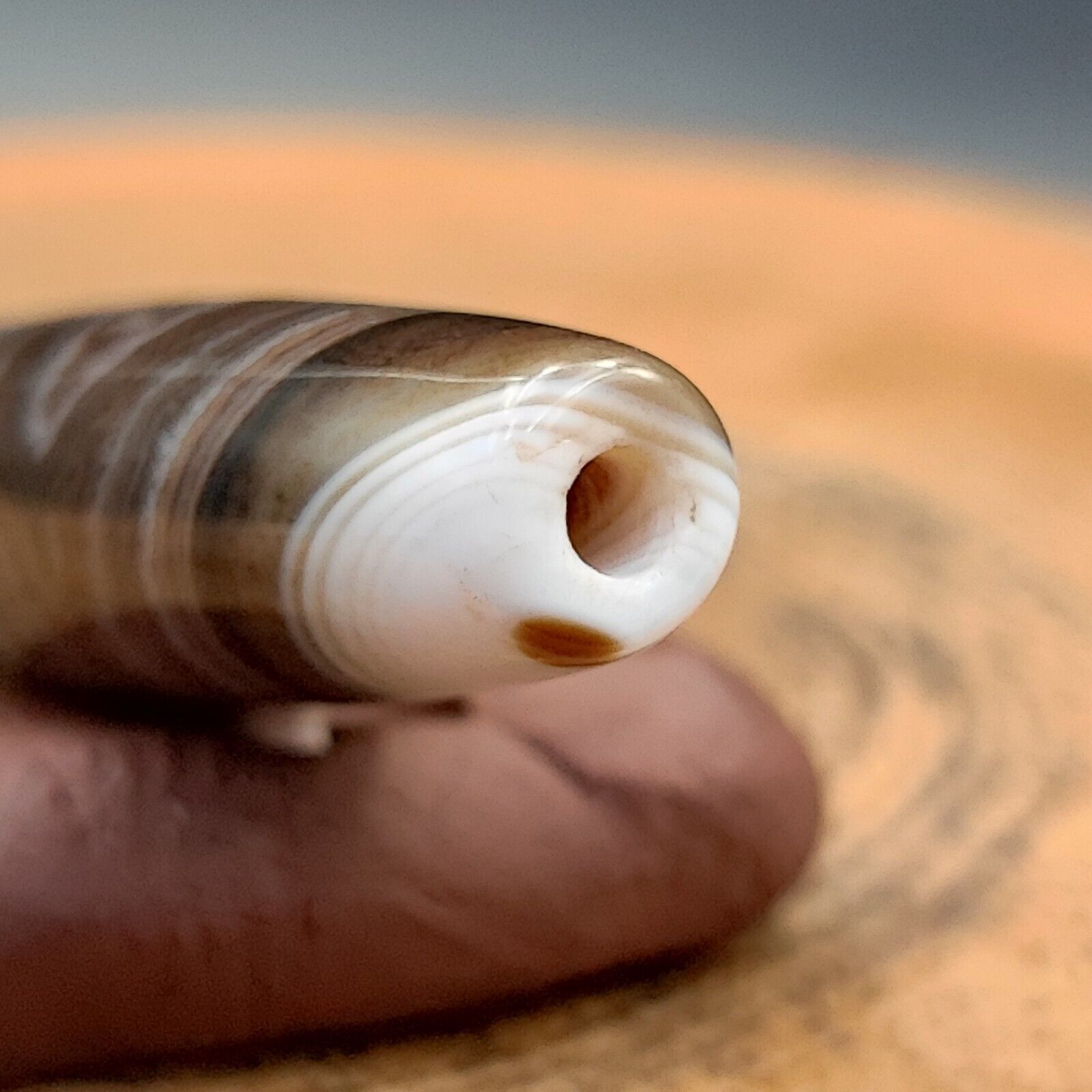 Vintage Old Yemeni Agate Natural Eye Rare pattern Banded Agate Bead  YM-1