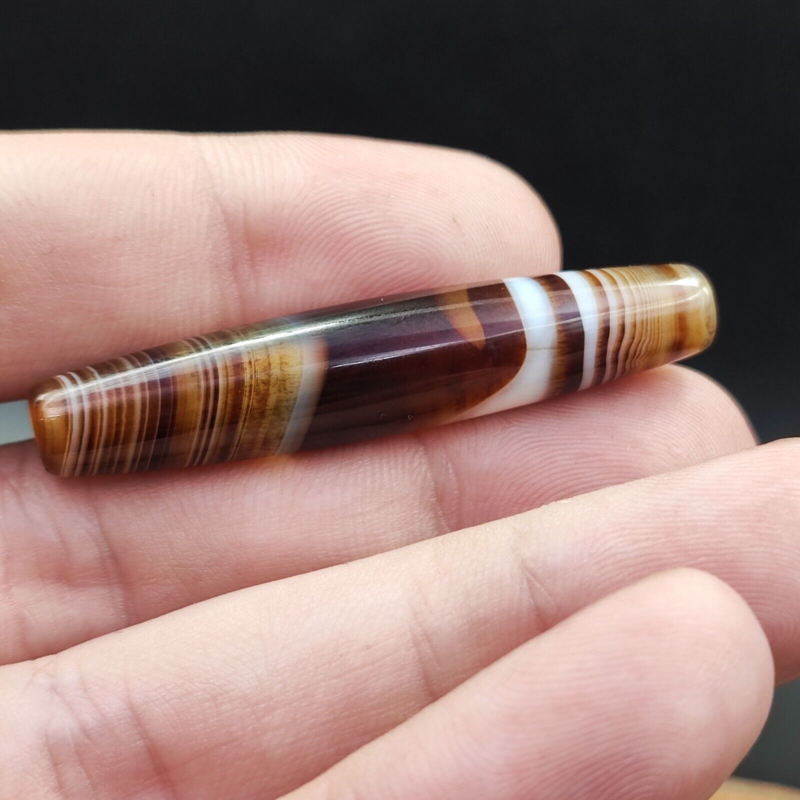 Vintage Old Yemeni Agate Natural Eye Rare pattern Banded Agate Bead  YM-3