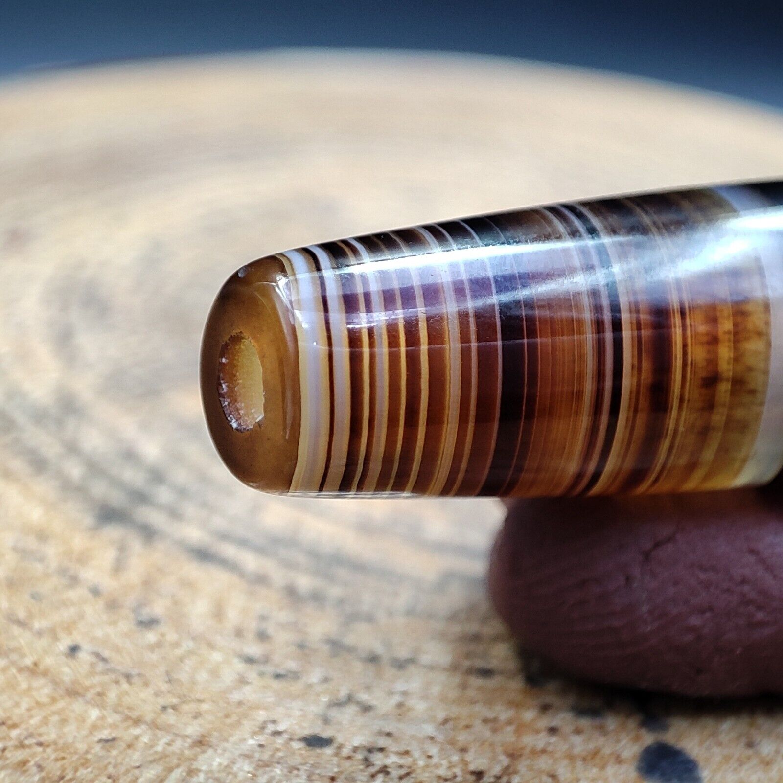 Vintage Old Yemeni Agate Natural Eye Rare pattern Banded Agate Bead  YM-3