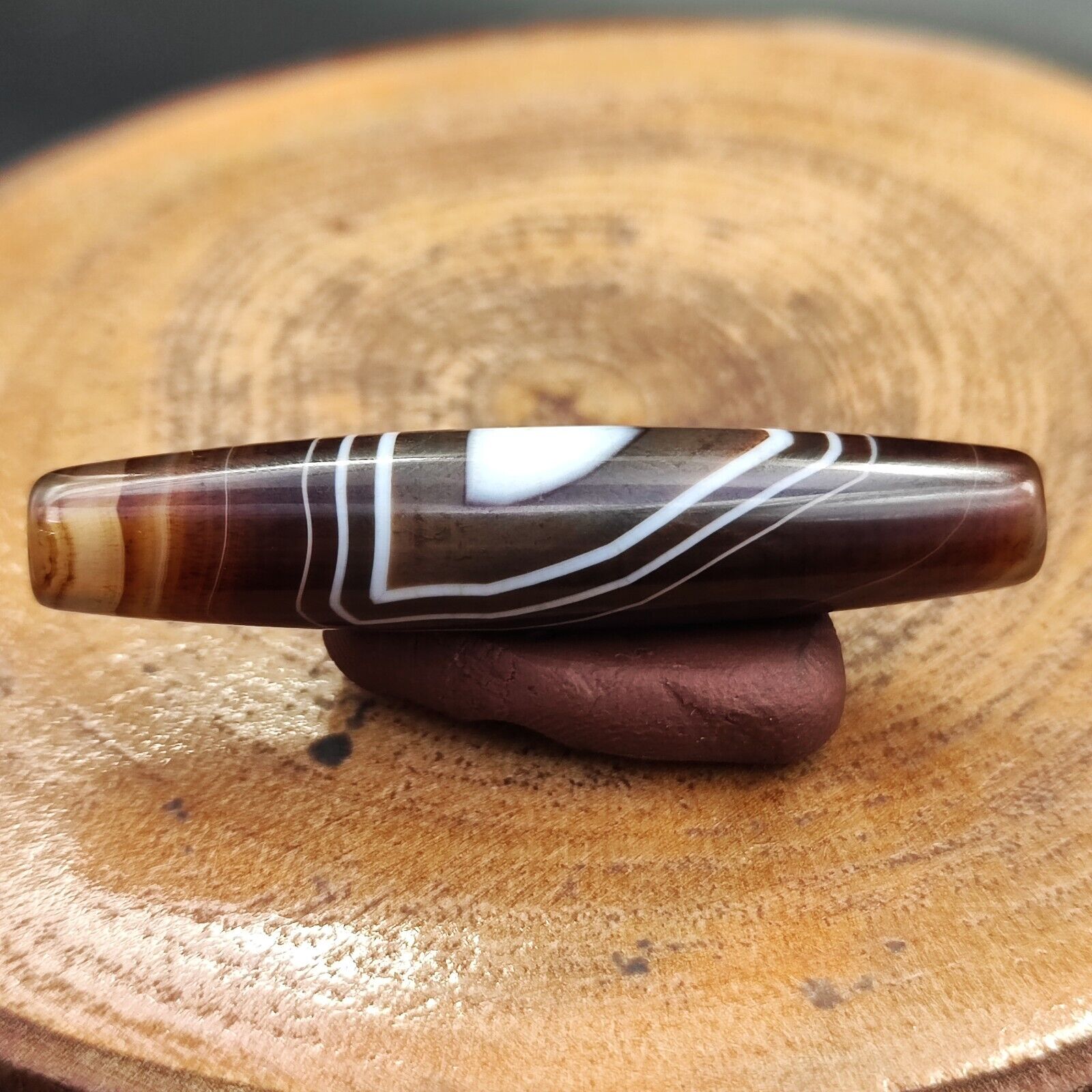 Vintage Old Yemeni Agate Natural Rare pattern Banded Agate Bead  YM-5