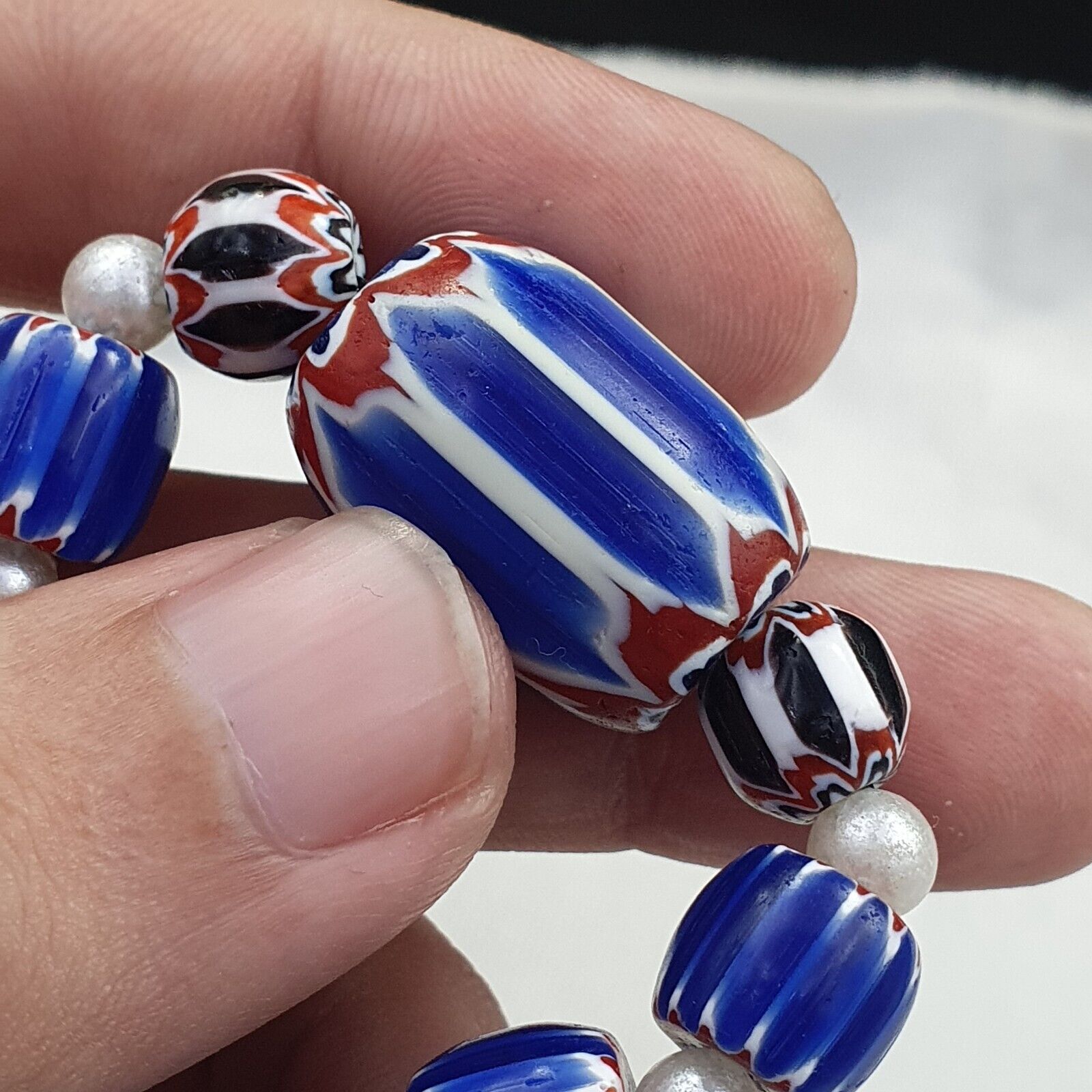 The Timeless Elegance of Venetian Style Blue Chevron Beads Necklace BCN-1