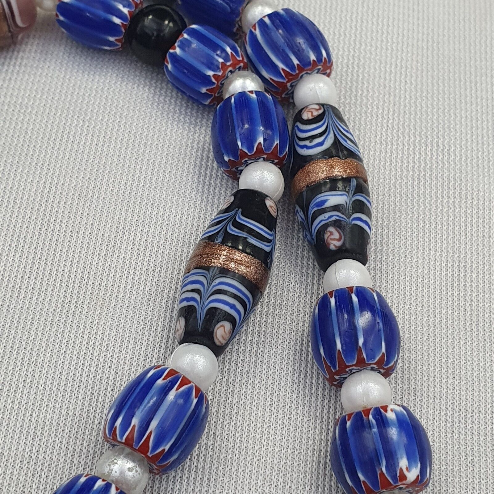 The Timeless Elegance of Venetian Style Blue Chevron Beads Necklace BCN-1