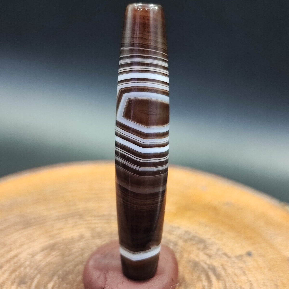 Vintage Old Yemeni Agate Natural Rare pattern Banded Agate Bead  YM-6