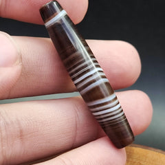 Vintage Old Yemeni Agate Natural Rare pattern Banded Agate Bead  YM-6