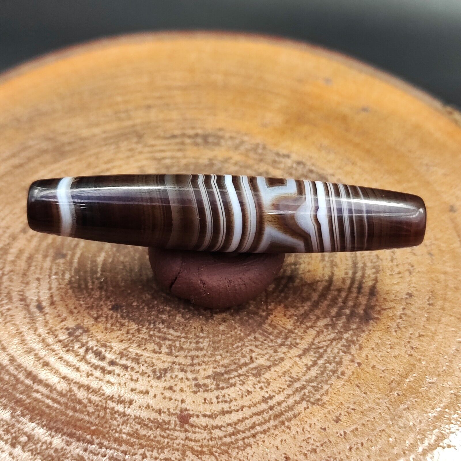 Vintage Old Yemeni Agate Natural Rare pattern Banded Agate Bead  YM-6