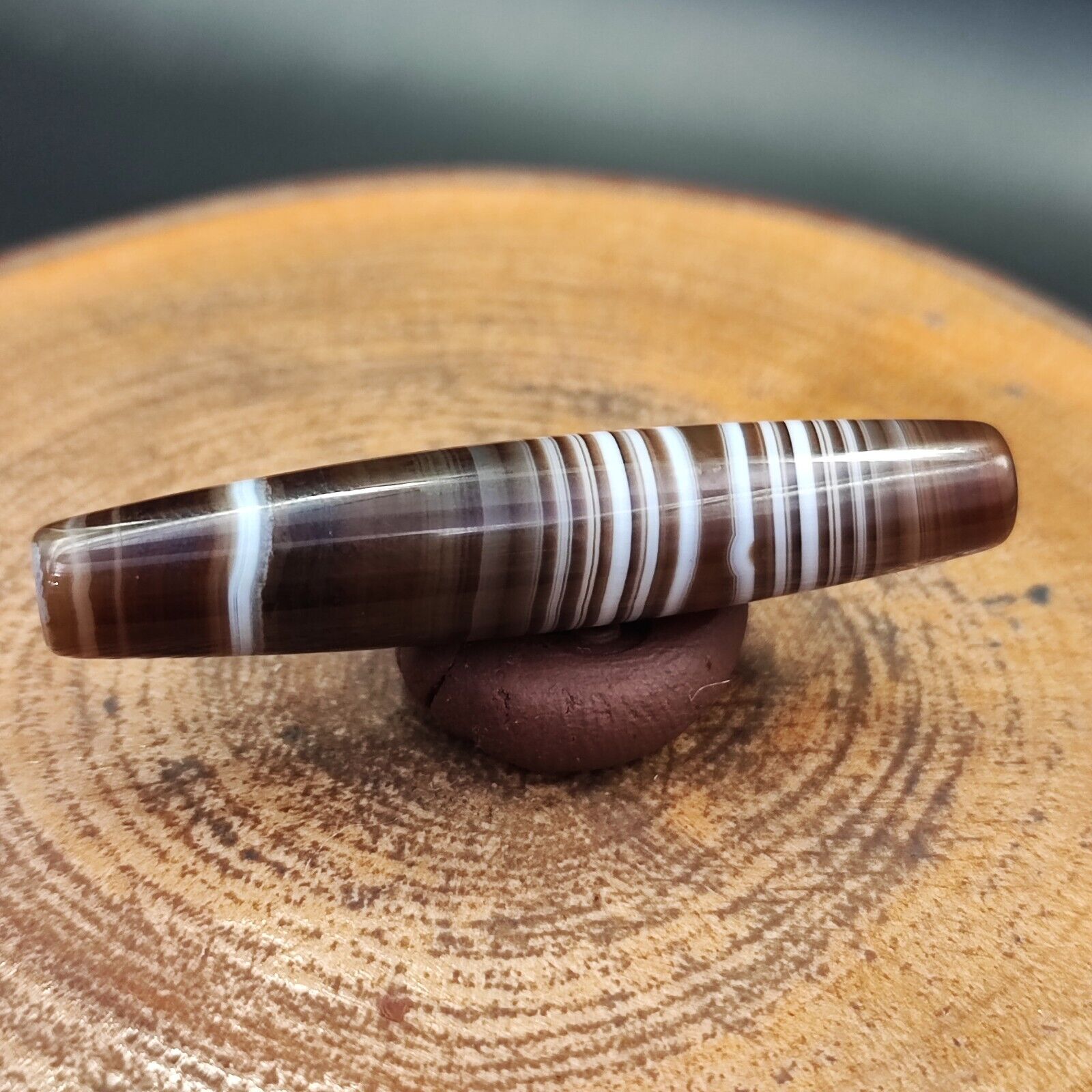 Vintage Old Yemeni Agate Natural Rare pattern Banded Agate Bead  YM-8