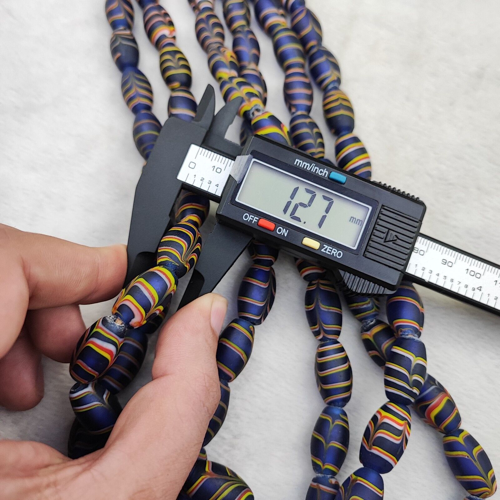 Vintage Venerano ART Fancy  Feather Beads 18x9.5MM  GLASS BEADS 24" Necklace